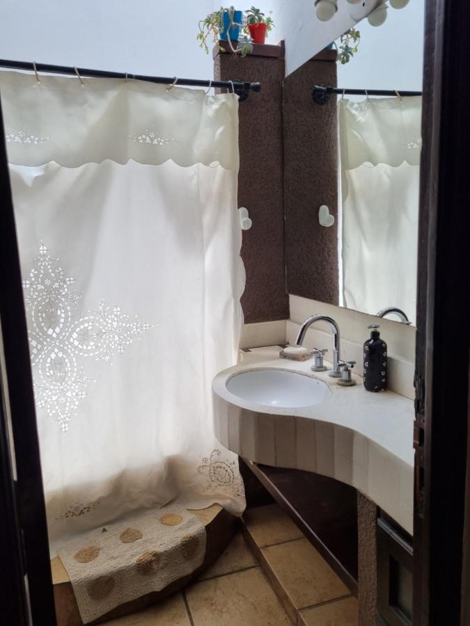 Hostal Las Rosas Салта Екстериор снимка