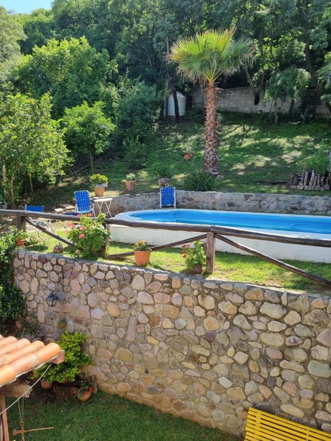Hostal Las Rosas Салта Екстериор снимка