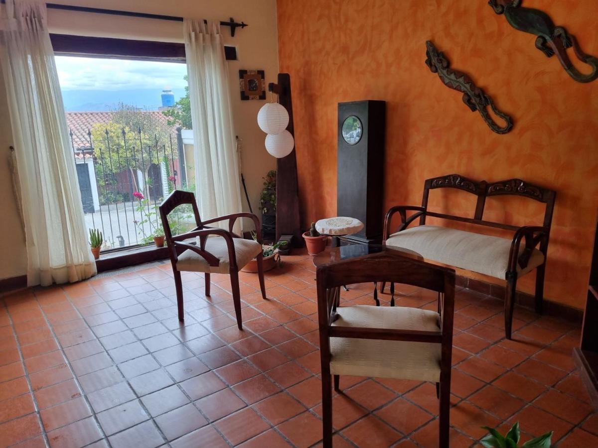 Hostal Las Rosas Салта Екстериор снимка