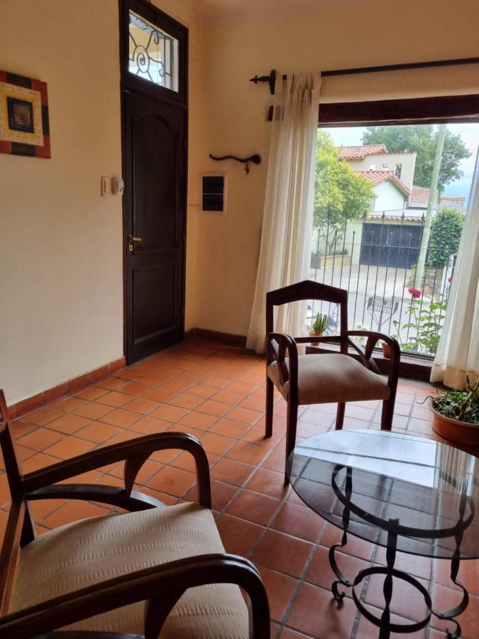 Hostal Las Rosas Салта Екстериор снимка